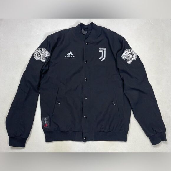 Adidas Juventus FC LNY Jacket Men Medium Black Soccer Futbol FQ6606 - Picture 1 of 10